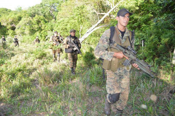 Las fuerzas militares se desplegaron en la zona norte del país en la lucha contra el EPP.