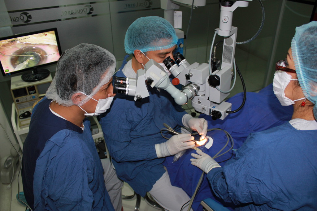 La meta es realizar 1000 cirugías de cataras gratuitas 