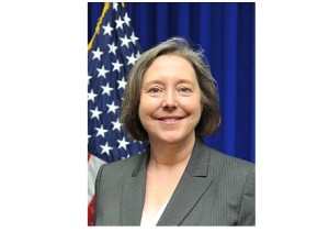 La embajadora del gobierno de los Estados Unidos en Paraguay, Leslie Ann Bassett