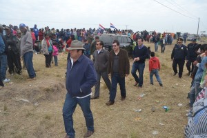 El Gobernador de Pte. Hayes y dos diputados firmaron acuerdo con manifestantes.