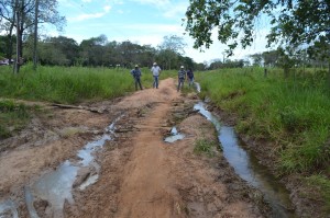 Intransitable. Pobladores urgen la reparación de la vía para sacar sus productos agrícolas.