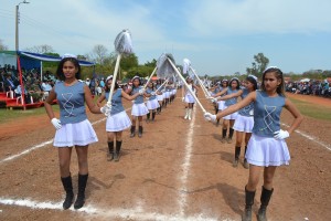 Los jóvenes vistieron su mejor gala.