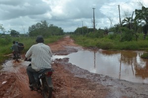 Intransitable. Roberto L. Petit ya no tiene salida a ruta.