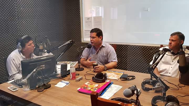 "Tati" Urbieta fue hasta la radio de su familia para defenderse de las críticas a su actual gestión- Foto Facebook