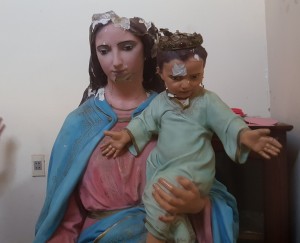 Así quedó la imagen de la Virgen y su hijo.