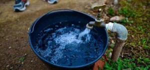 Los pobladores exigen agua de buena calidad 