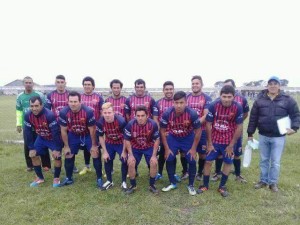 Foto: Equipo del 12 de Junio finalista en Itacuá. 