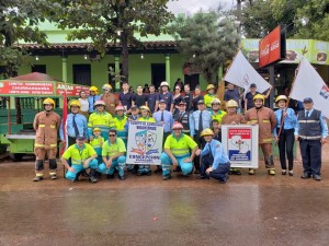 Actividad. Los rescatistas preparan una nueva colecta.