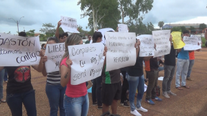 Los universitarios exigiendo la libertad de Mario Gaston 