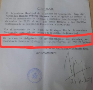 El documento establece el "carácter obligatorio" de la misa y advierte que se descontará el salario en caso de no asistir.