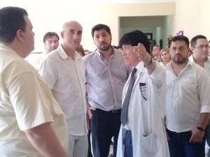 Durante su visita al hospital  regional de Concepción 