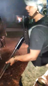 Momento de la reacción policial