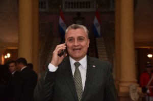 El ministro del interior Juan villamayor 