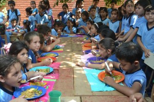 Crisis. Los pobladores quieren que el beneficio llegue a todas las escuelas de la localidad.