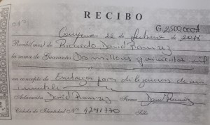 Recibo de dinero firmado por Ramírez