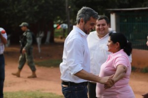 En época electoral "Marito" visitó a Doña Obdulia / Foto UH