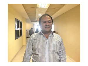 En la mira. El intendente Fernández estuvo por Diputados.