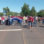 Manifestantes de Arroyito cierran ruta