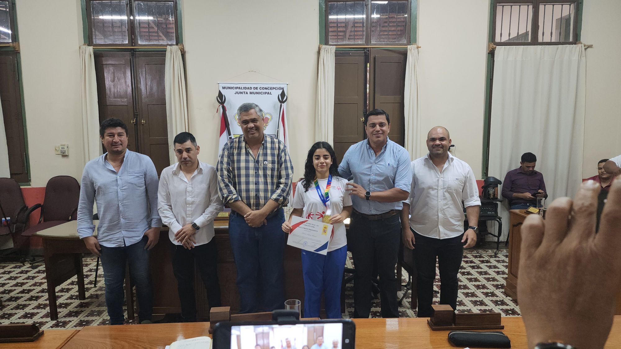 Rodney Rojas Junta Municipal reconoce a ciudadanos destacados de Concepción ...