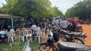 Medida de fuerza queda en pausa mientras continúan las negociaciones