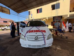 Entregan oficialmente nueva ambulancia al Cuerpo de Bomberos Voluntarios de Concepción