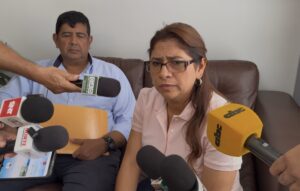 Gobernadora Liz Meza desmiente supuesto despilfarro en fiesta de 15 años de su hija