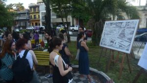 Recuerdan los 37 años de la caída de Stroessner con arte en Plaza de los Desaparecidos