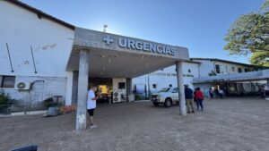 Violento choque sobre la Ruta PY05: heridos permanecen estables en el IPS