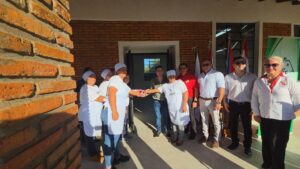 Inauguran cocina comedor y depósito en escuela del barrio Villa Armando