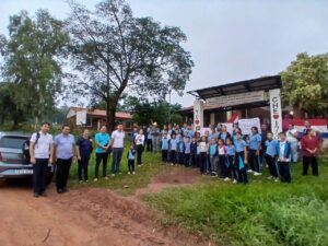 Padres y alumnos se movilizan por falta de rubros docentes en Jhugua Ñandú