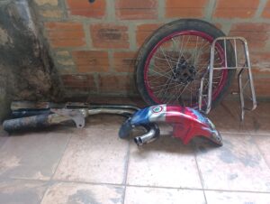 Recuperan partes de motocicleta robada en operativo en Itacurubí