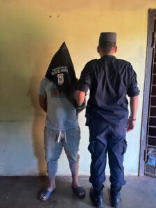 Conflicto en acto político termina con un aprehendido por violencia familiar