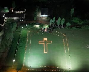 Costa Alegre revive la fe con la segunda edición del Vía Crucis Viviente