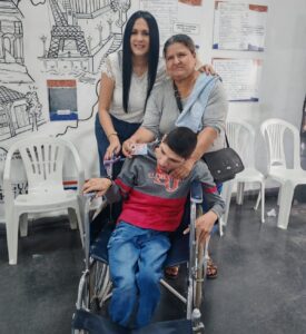 Joven con discapacidad obtiene su cédula de identidad a los 27 años en Concepción