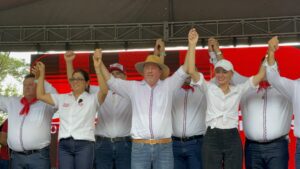 Alberto Casasnovas lanza su candidatura en Paso Horqueta con multitudinario respaldo