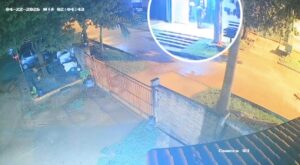 Forzaron local comercial y robaron celulares de clientes en el barrio Itacurubi