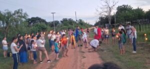 Vía Crucis viviente en Lemo reúne a fieles y deja una experiencia exitosa