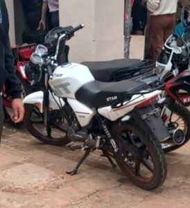 Recuperan motocicleta robada en Concepción y aprehenden a un hombre