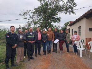 Vecinos y Municipalidad buscan solución a animales sueltos y terrenos baldíos en Concepción