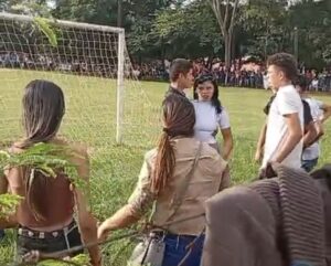 ¿Cómo se inició la pelea en el torneo de fútbol rural?