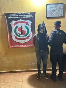 Conductor fue aprehendido tras presunta resistencia a policías durante despeje en estación de servicio