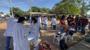 Estudiantes de Veterinaria impulsan campaña contra zoonosis y acciones solidarias en Concepción