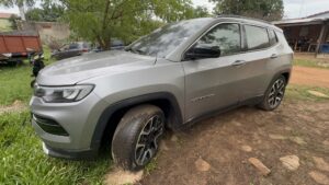Incautan camioneta tras denuncia por polución sonora en Villa Armando