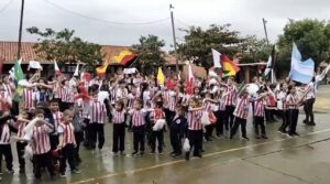 Escuela General Díaz vive con entusiasmo la previa del debut mundialista de Paraguay