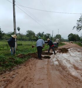 Denuncian abandono de camino rural y reclaman intervención urgente en Pirity, Horqueta