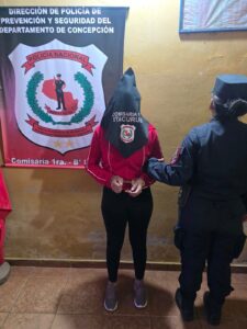 Detienen a mujer con orden de captura en el Palacio de Justicia