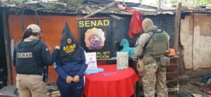 SENAD allana dos viviendas y detiene a dos personas por presunto microtráfico en Concepción