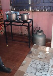 Roban alimentos y útiles escolares tras violentar cocina de una escuela en Aquidabán Cañada