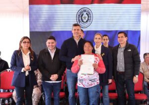 Peña cerró su jornada en Concepción con la entrega de 179 viviendas y 55 subsidios habitacionales