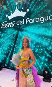 Concepcionera Nahiara Ayala es coronada Reina Teen Universal 2026